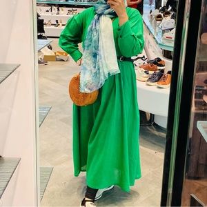 Women dress, medium size full length, worn once